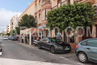 Local comercial en alquiler en Puerto de Garrucha en Garrucha