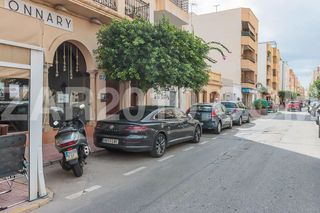 Local comercial en alquiler en Puerto de Garrucha en Garrucha