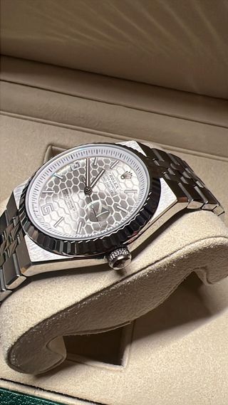 Rolex Datejust 41mm Nuevo con Documentación