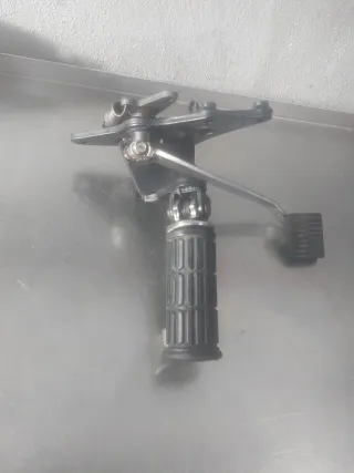 Estribera Derecha Kawasaki VN900