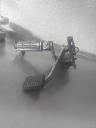 Estribera Derecha Kawasaki VN900