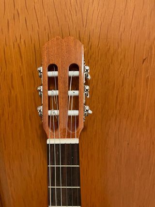 Guitarra clásica Admira Rosario nueva sin usar