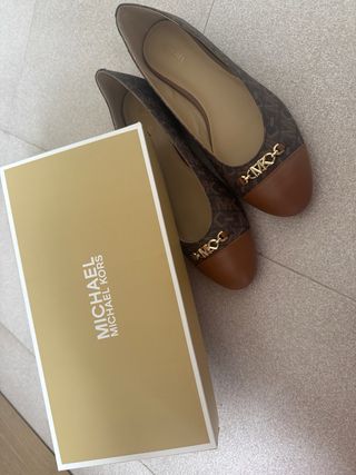 Manoletinas Michael Kors Marrón y Dorado