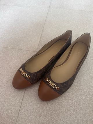 Manoletinas Michael Kors Marrón y Dorado