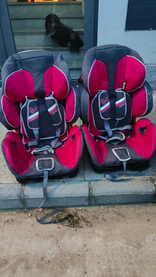 2 Sillas de coche para bebé