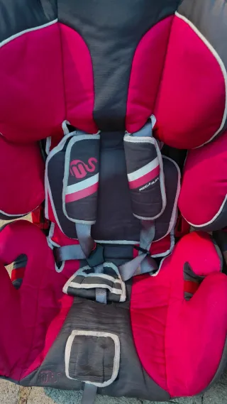 2 Sillas de coche para bebé