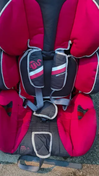 2 Sillas de coche para bebé