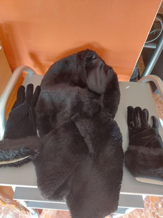 Estola de cuello y guantes