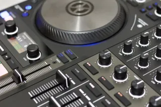 Traktor S4 Mk3 + Decksaver