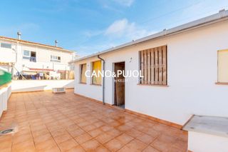 Local comercial en venta en Zona Mercat en Rubí