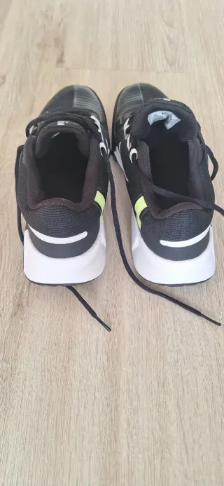 Zapatillas Nike Tenis Tierra Negras Blancas