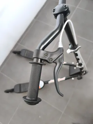 Patinete infantil 3 ruedas. Swing