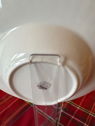 Royal Albert Piatto Fondo Febbraio Violets