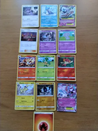Lote cartas coleccionables varias precio lote
