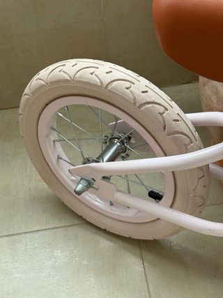 Bicicleta Banwood sin pedales rosa