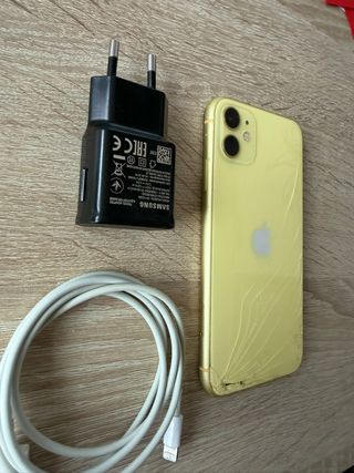 iPhone 11 Giallo + Caricatore Samsung