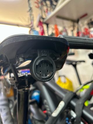 Soporte Garmin Varia / Magene L508 SWAT