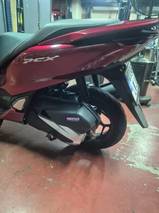 Honda PCX 125 Rojo