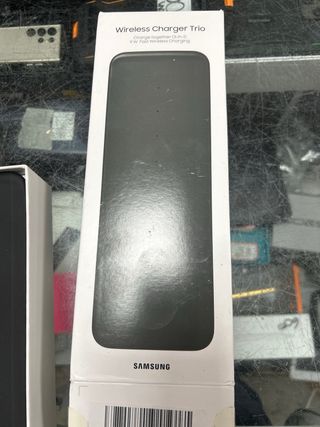 Samsung EP-P6300 Cargador Inalámbrico Trio Negro