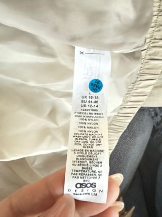 Plumífero ASOS Beige Nuevo Ultraligero