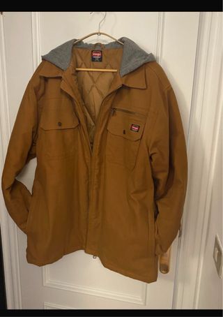 Abrigo Wrangler con capucha