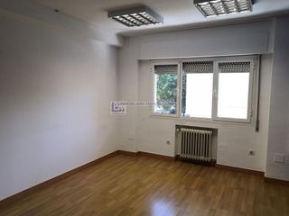 Oficina en venta en Centro en Cáceres