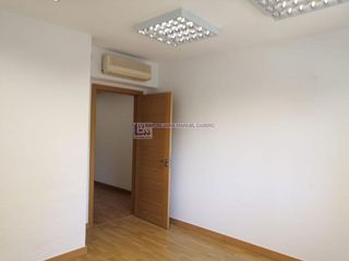 Oficina en venta en Centro en Cáceres