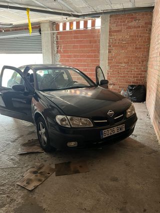 Nissan Almera 2001
