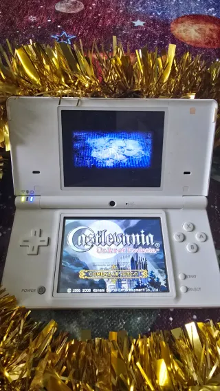 Nintendo DSi Blanca con Juegos