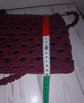 Borsetta uncinetto cordino bordeaux