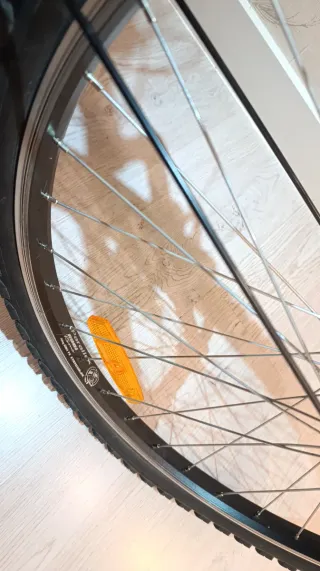 Bicicleta de paseo Btwin roja