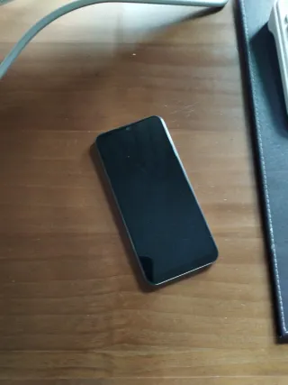 Xiaomi Mi A3 Negro con funda protectora