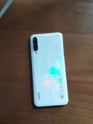 Xiaomi Mi A3 Negro con funda protectora