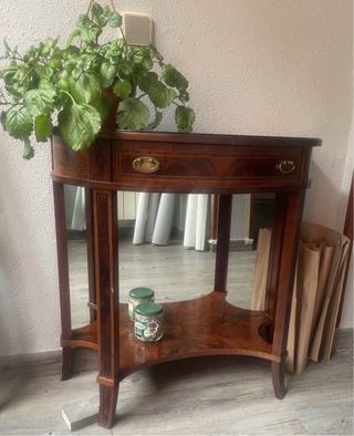 Mueble tocador vintage con espejo