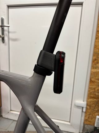 Soporte Garmin Varia Tija Sillín 27.2mm
