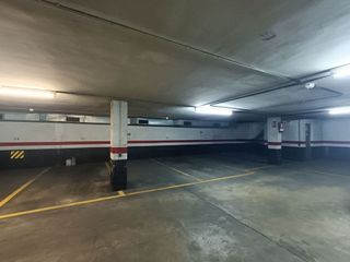 Garaje en venta en La Nova Esquerra de l'Eixample en Barcelona