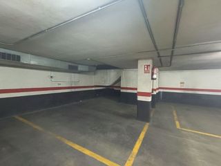 Garaje en venta en La Nova Esquerra de l'Eixample en Barcelona