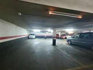 Garaje en venta en La Nova Esquerra de l'Eixample en Barcelona
