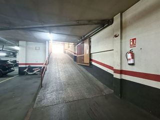 Garaje en venta en La Nova Esquerra de l'Eixample en Barcelona