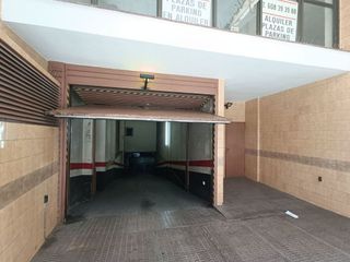 Garaje en venta en La Nova Esquerra de l'Eixample en Barcelona