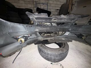 Opel Corsa D 1.3 CDTI Parachoques delantero