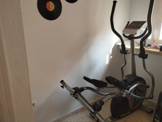 Elíptica Moovyoo Red Dragon - Rueda 16kg