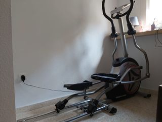 Elíptica Moovyoo Red Dragon - Rueda 16kg