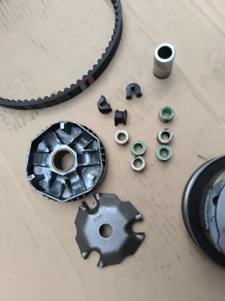 Kit Trasmissione Vespa Primavera 4T 3V IE