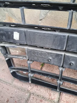 Rejilla Delantera Audi A8 frontal