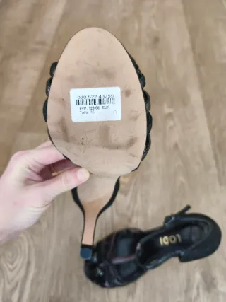 Sandalias Lodi Tacón Negro y Morado