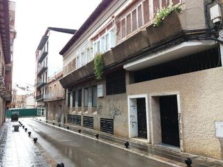 Local comercial en venta en Valdepeñas