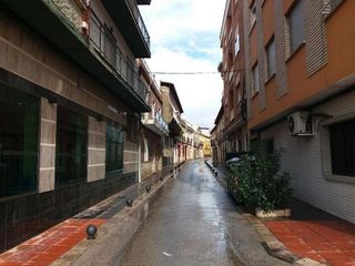 Local comercial en venta en Valdepeñas