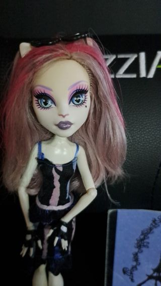 Monster High catrine demew
