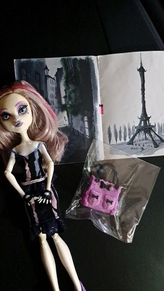 Monster High catrine demew